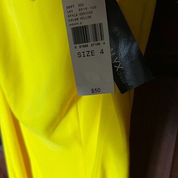 Yellow Tank Style Dress Size Women's 4 New with tags - Picture 5 of 5